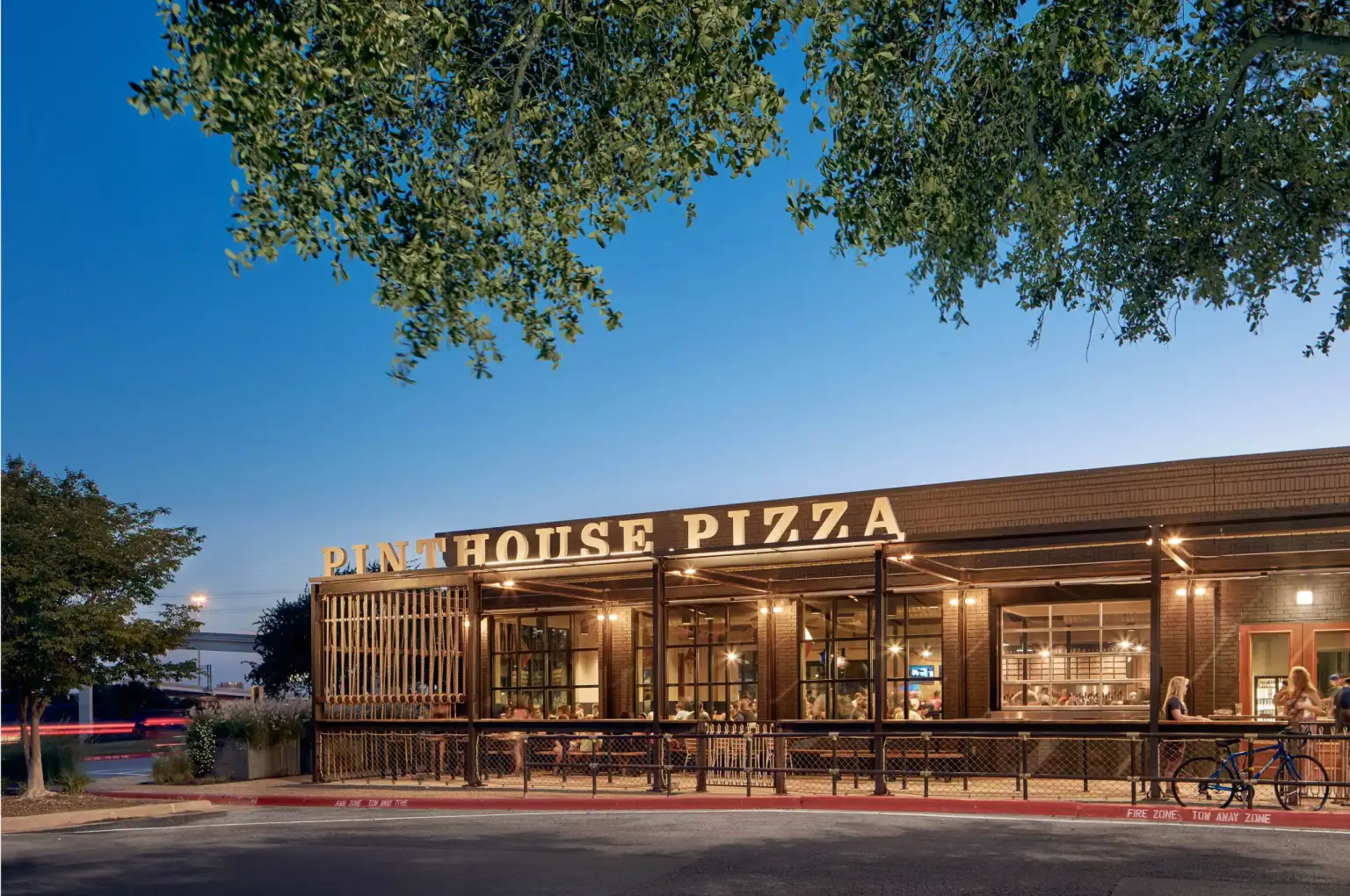 Pinthouse Pizza - Image 7 of 7