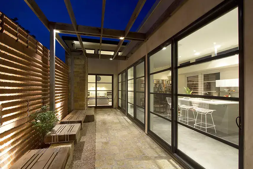 Albany Compound - Image 7 of 7