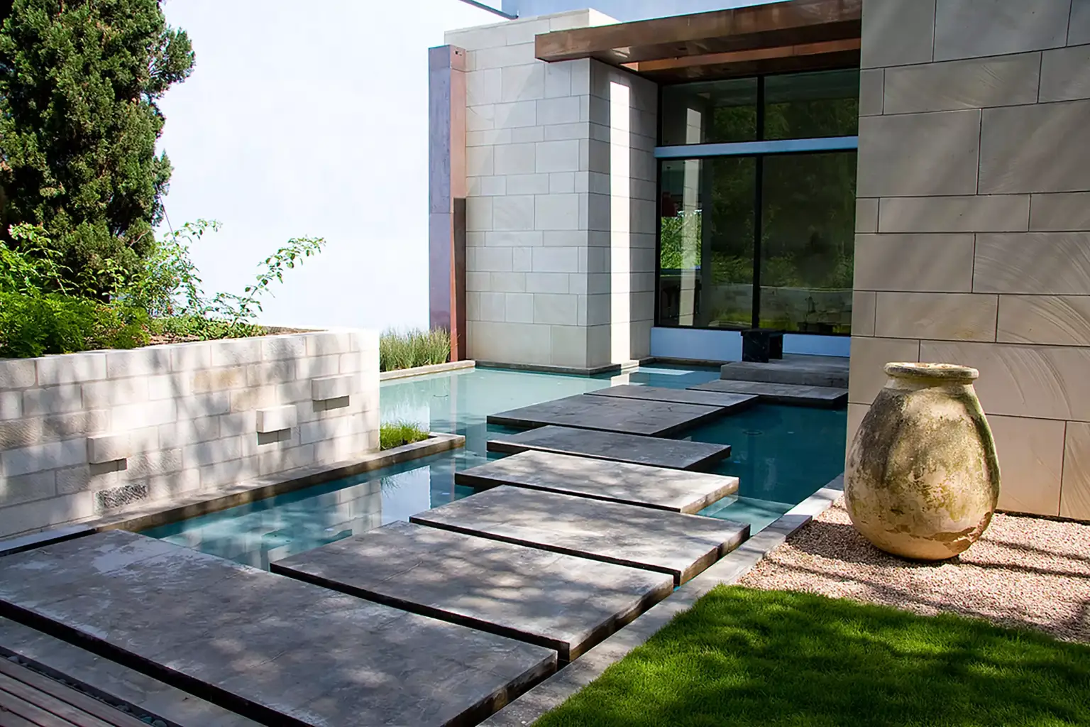 Casa Azul - Image 3 of 4