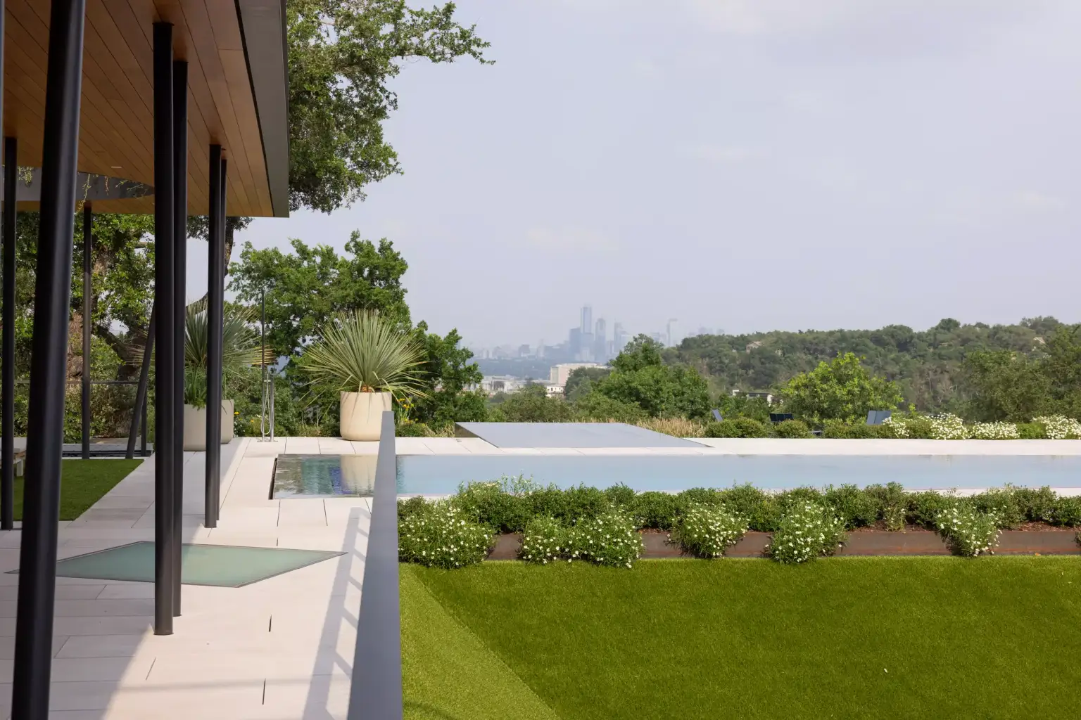 Floating Box Residence - Image 7 of 7