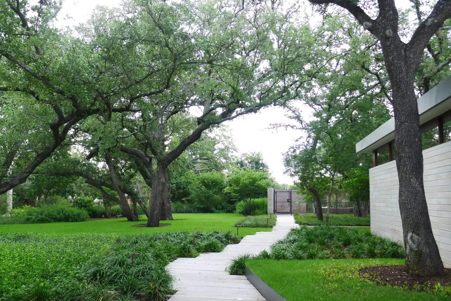 Lakeview Residence - Image 6 of 6