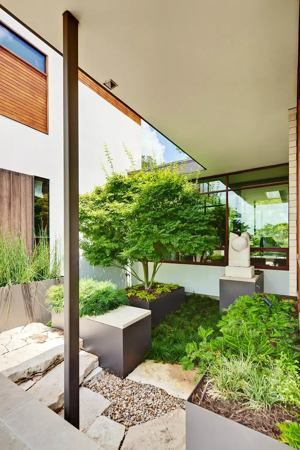 Lakeview Residence - Image 5 of 6