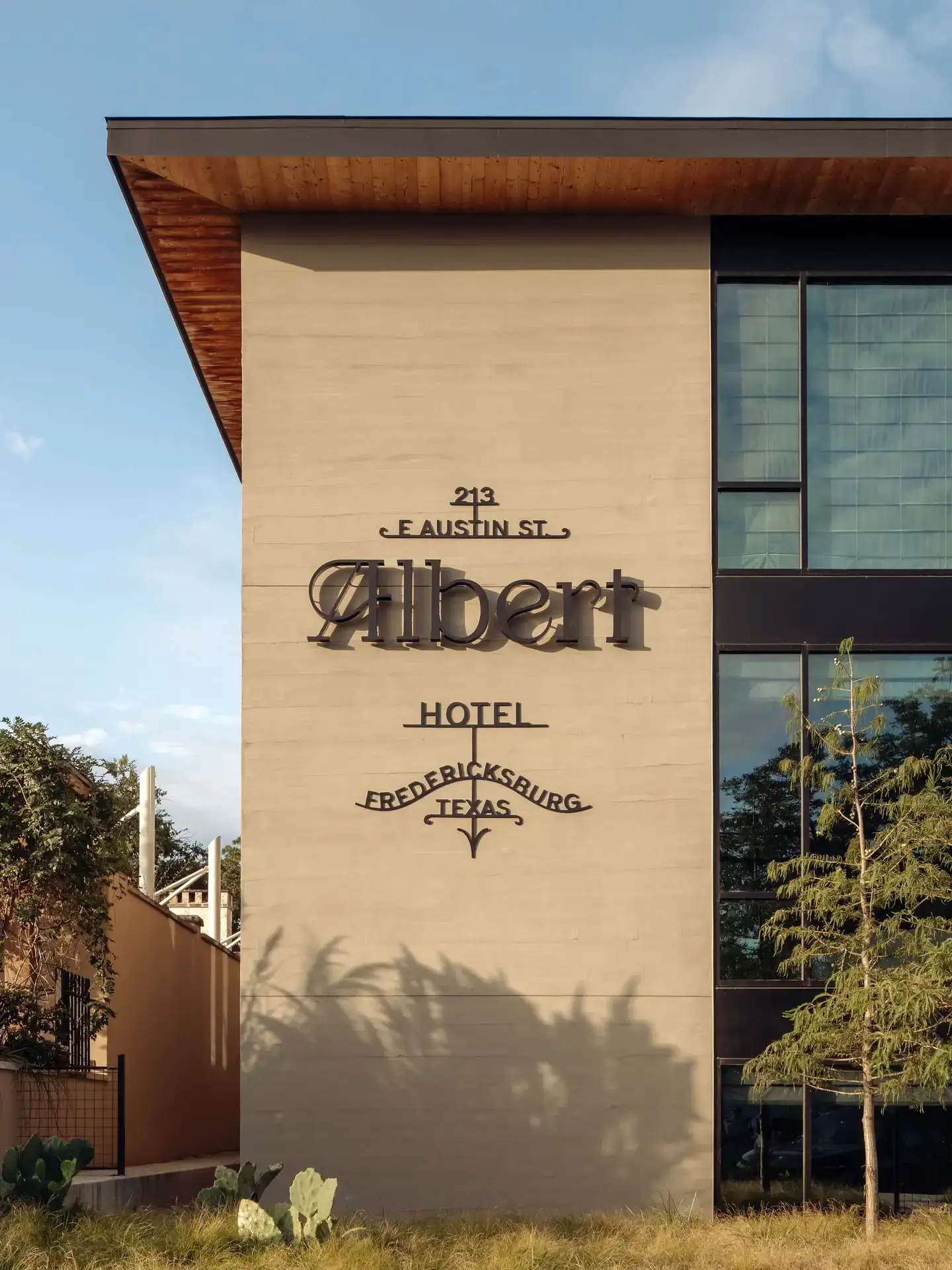 Albert Hotel - Image 3 of 5